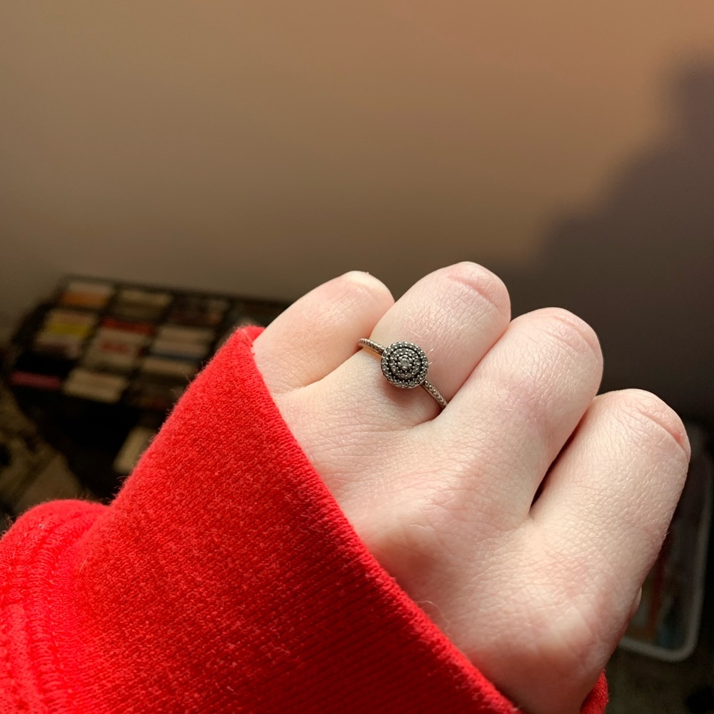 Pandora Ring